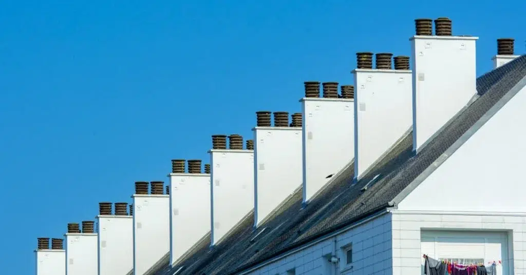 Best Time of Year for Chimney Cleaning in Houston: What Homeowners Should Know - 832 Chimney Services